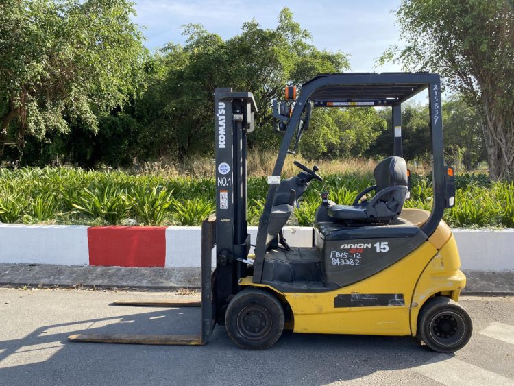 xe nâng điện komatsu 1.5 tấn